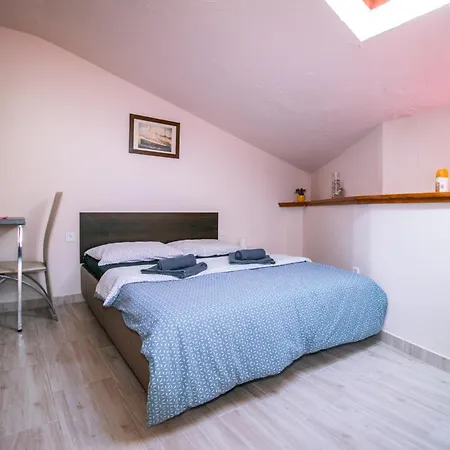 Jug Apartmán *